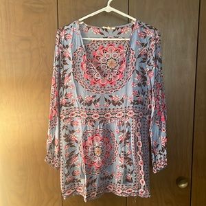 Long sleeve flowy shirt